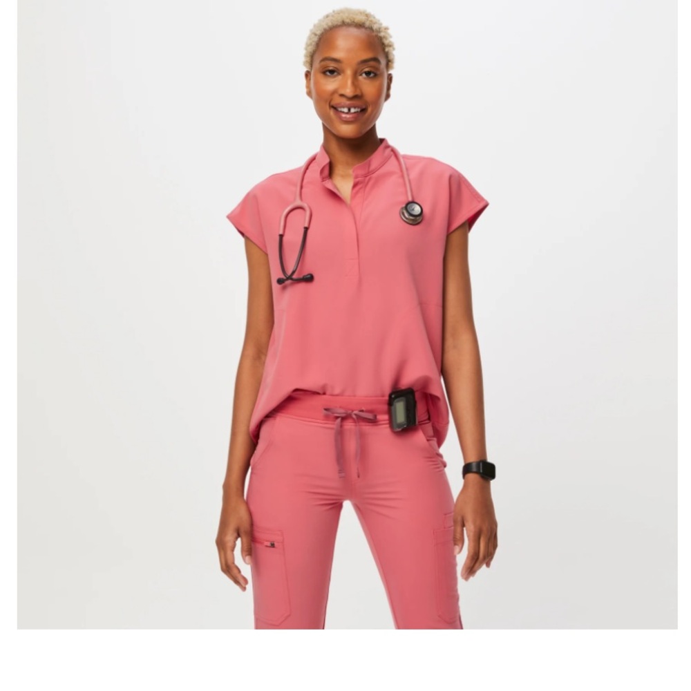 Figs women’s Pink desert rose Zamora Jogger Sweatpants/Rafaella oversizedtop set